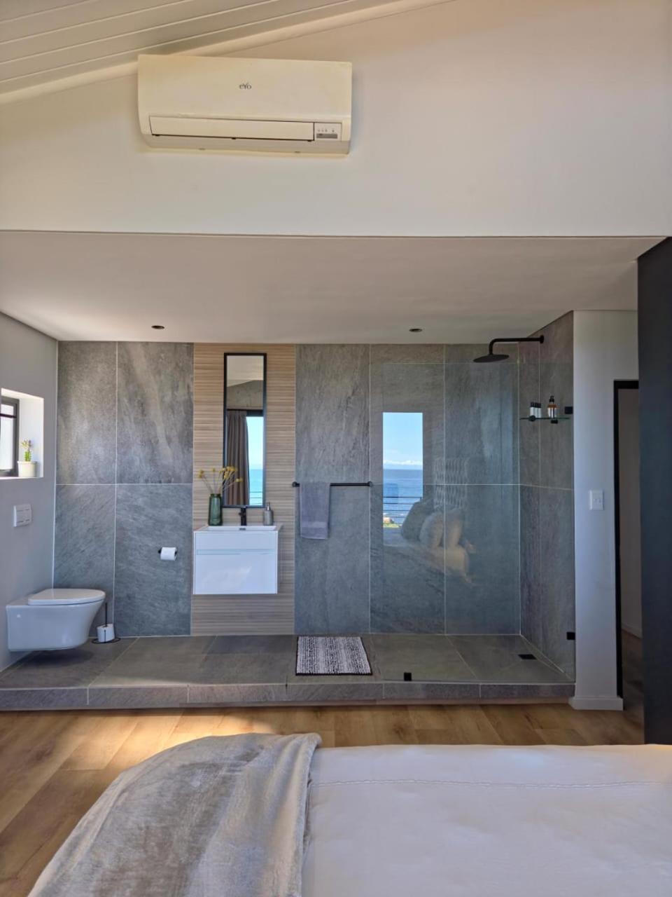 Imoyo Ocean Holiday home Hermanus